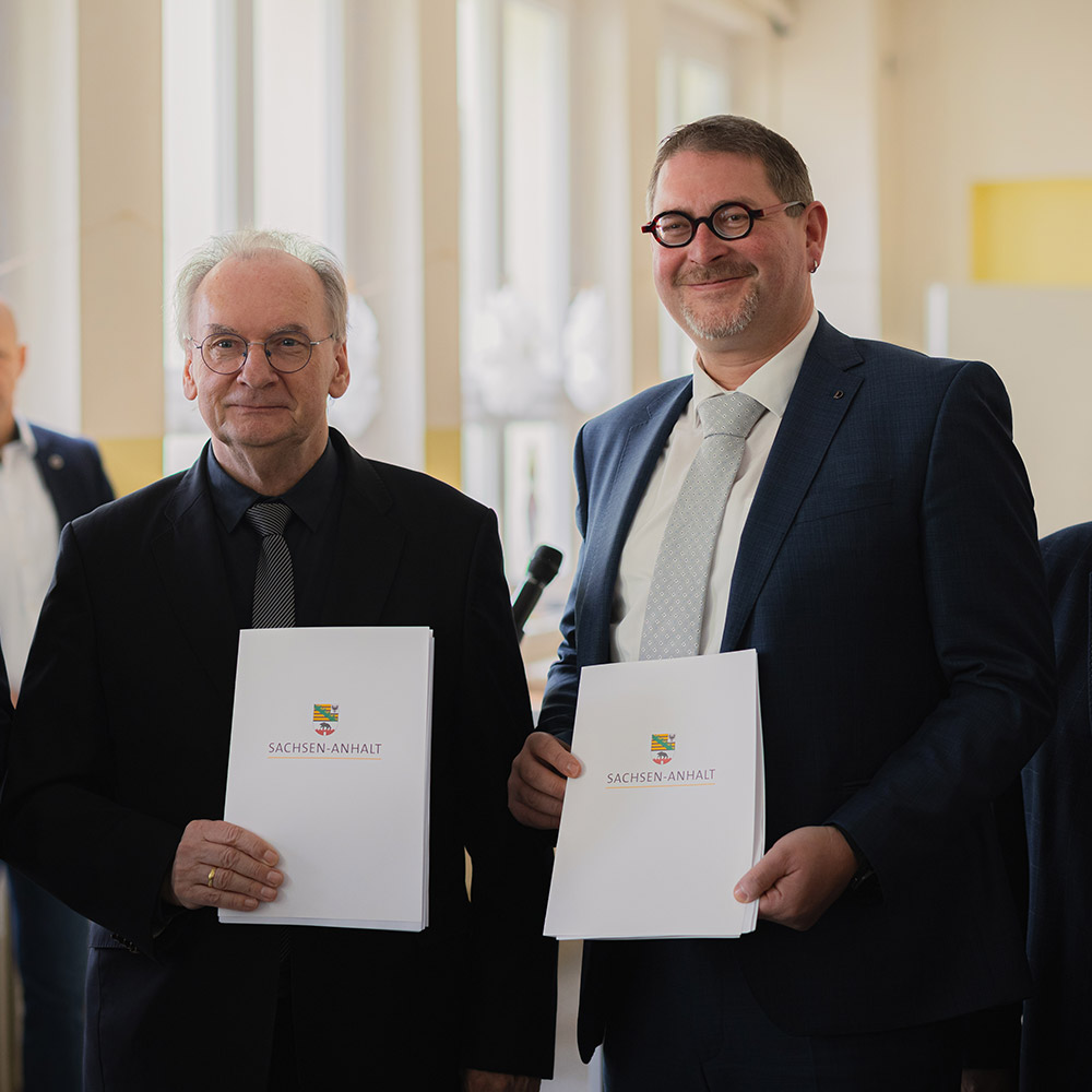 Förderbescheidübergabe mit Ministerpräsident Dr. Reiner Haseloff